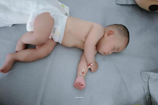 南漳宝宝流鼻涕过程